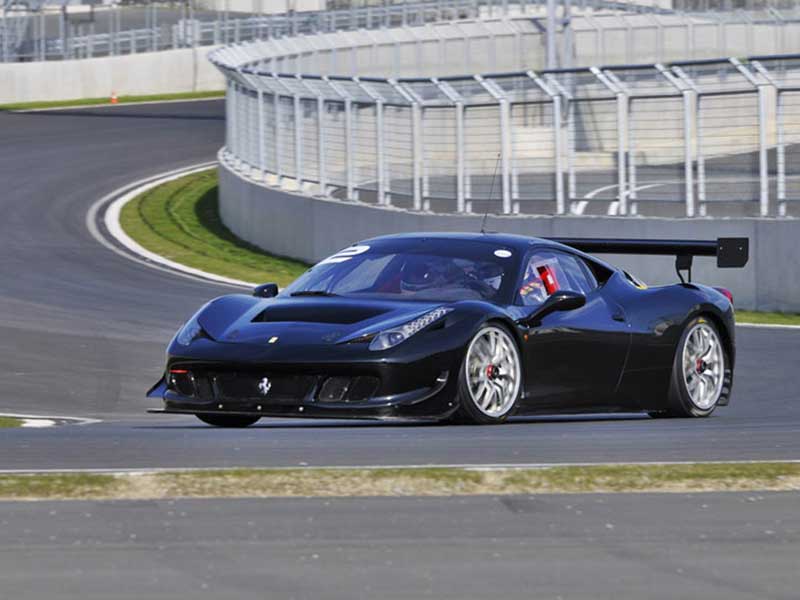 Blister Berg Ferrari auf der Rennstrecke